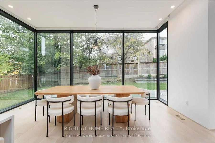 Photo 5 of 93 Meadowview Avenue, Markham, Grandview — HOMEH