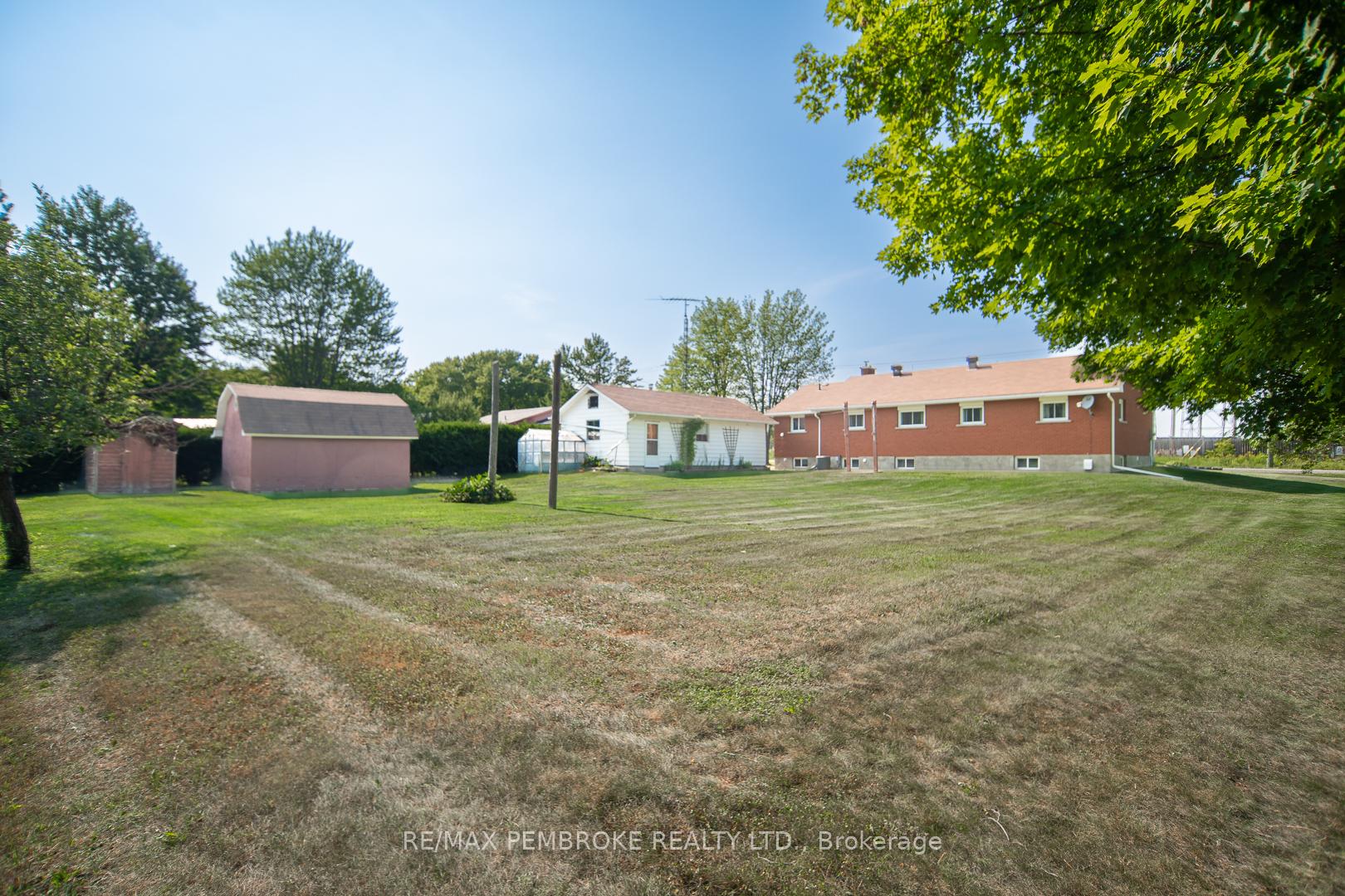 Photo 30 of 187 Sandy Beach Road, Laurentian Valley — HOMEH