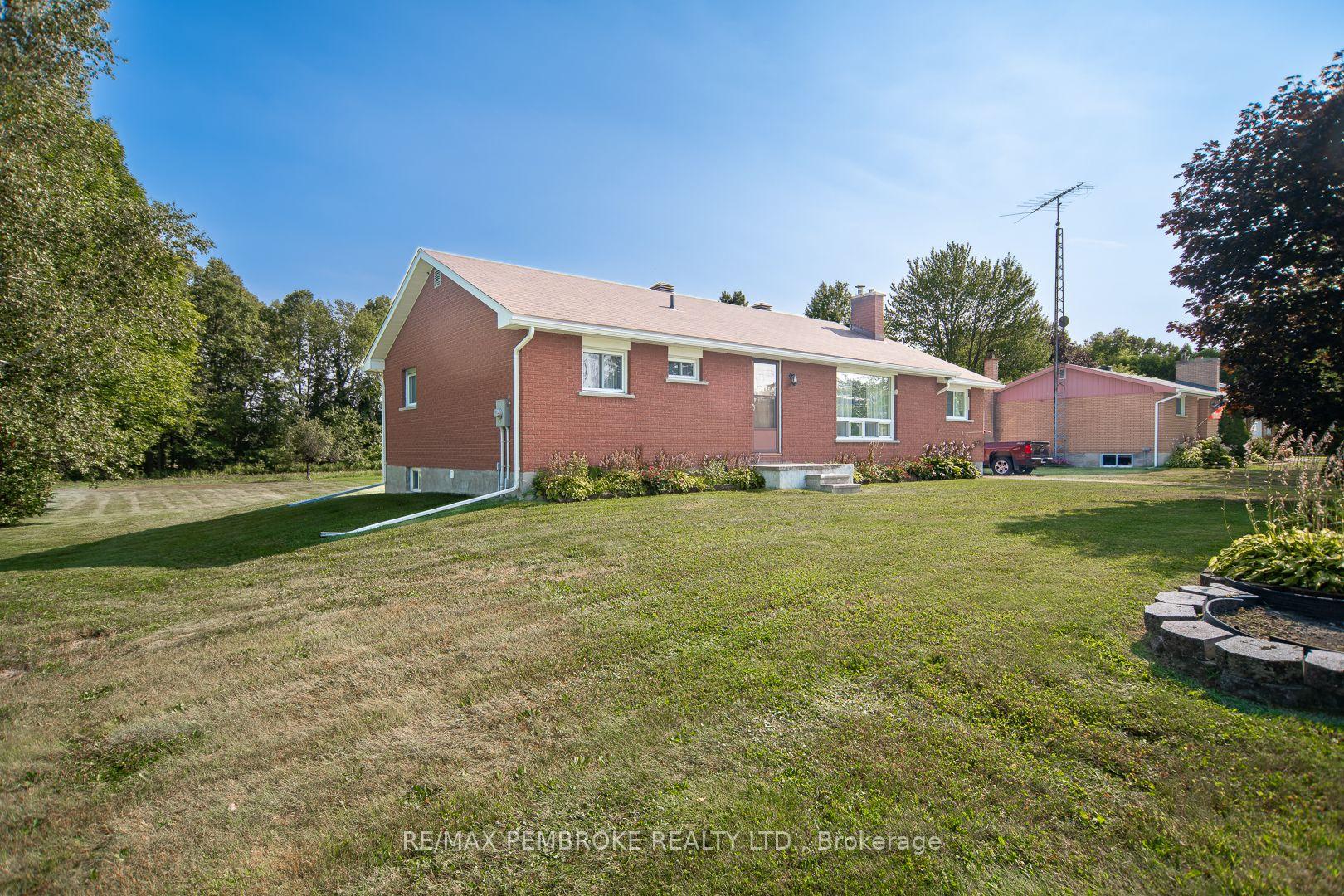 Photo 36 of 187 Sandy Beach Road, Laurentian Valley — HOMEH