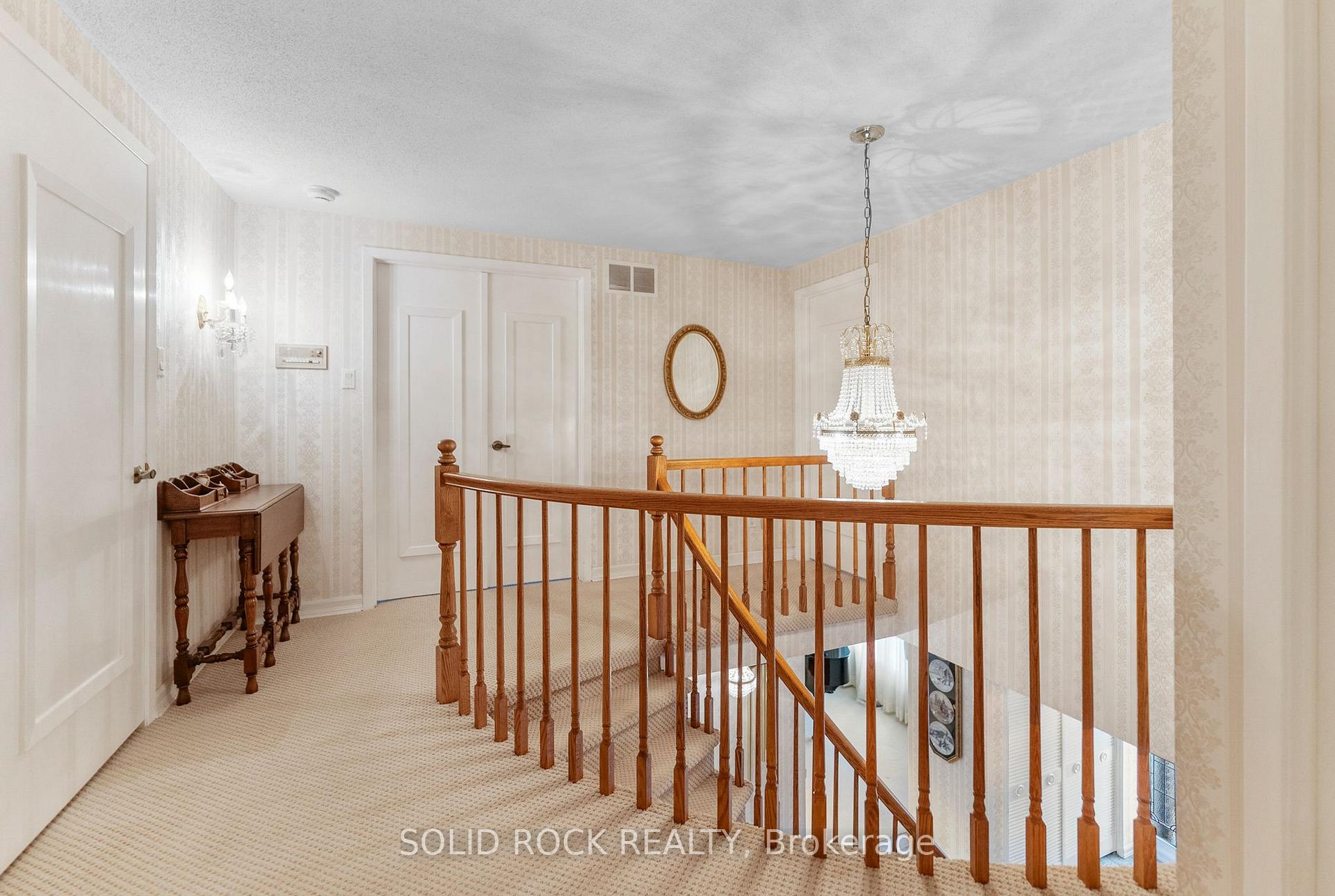 Photo 19 of 18 Royal Hunt Court, Ottawa, Hunt Club — HOMEH