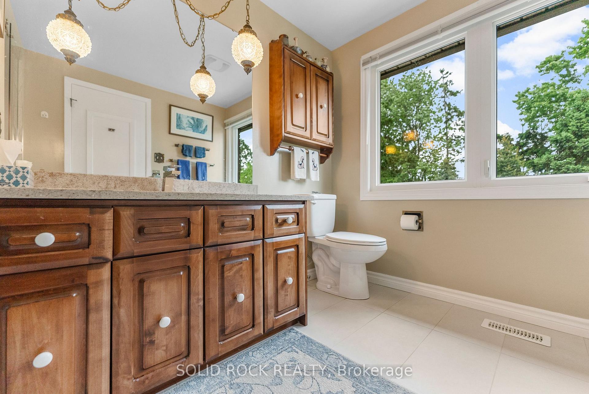 Photo 24 of 18 Royal Hunt Court, Ottawa, Hunt Club — HOMEH