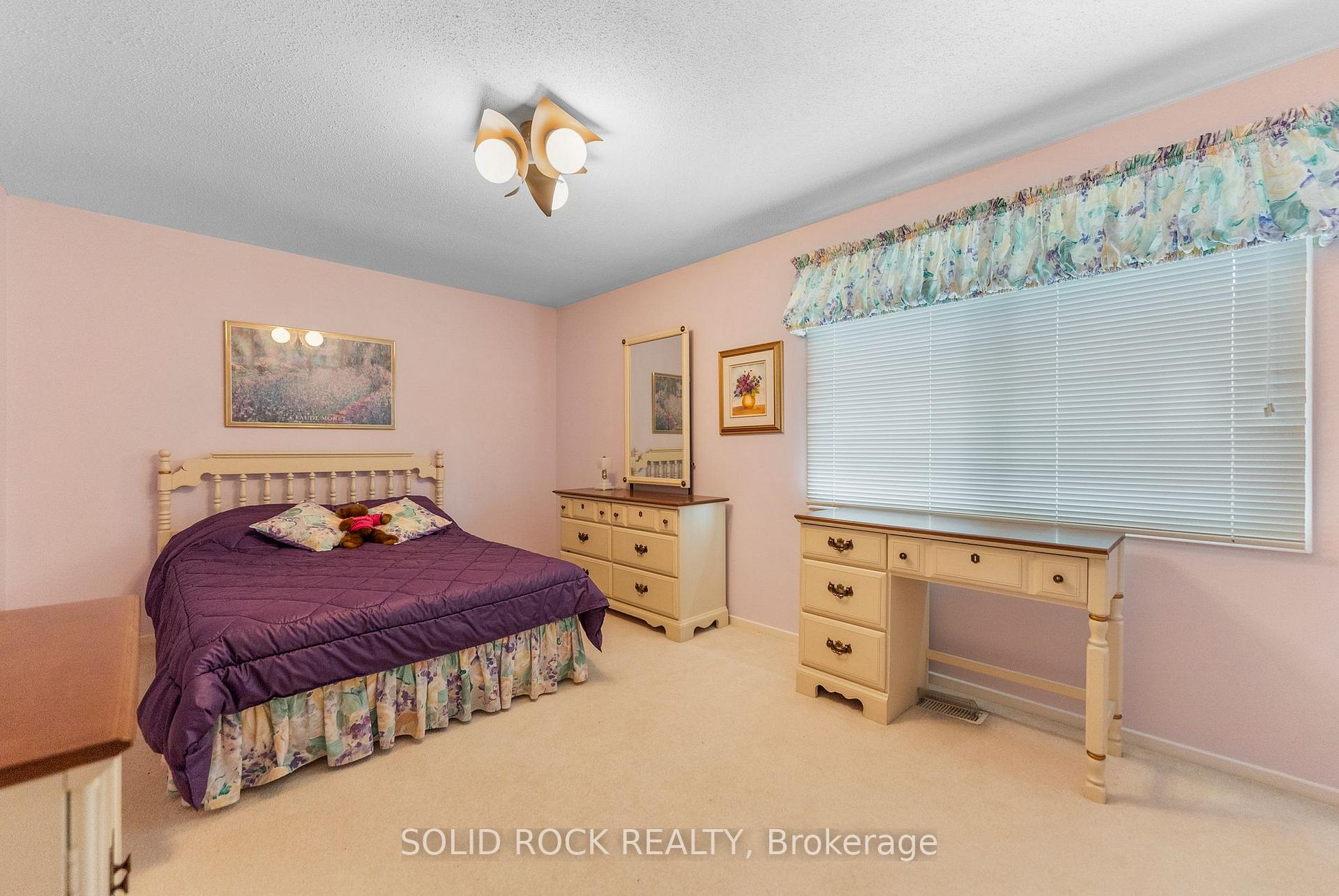 Photo 29 of 18 Royal Hunt Court, Ottawa, Hunt Club — HOMEH
