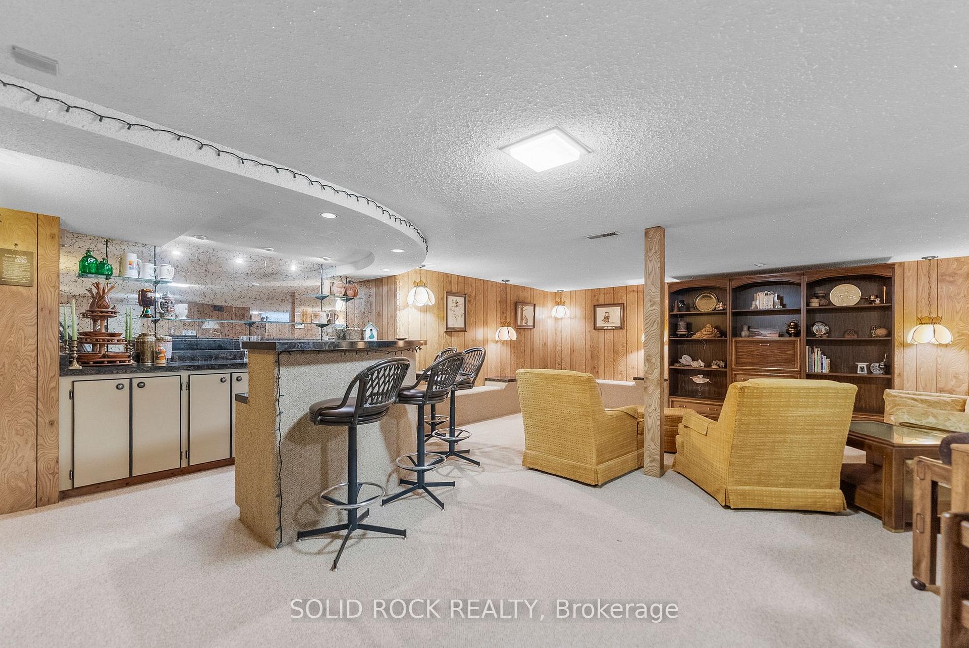 Photo 37 of 18 Royal Hunt Court, Ottawa, Hunt Club — HOMEH