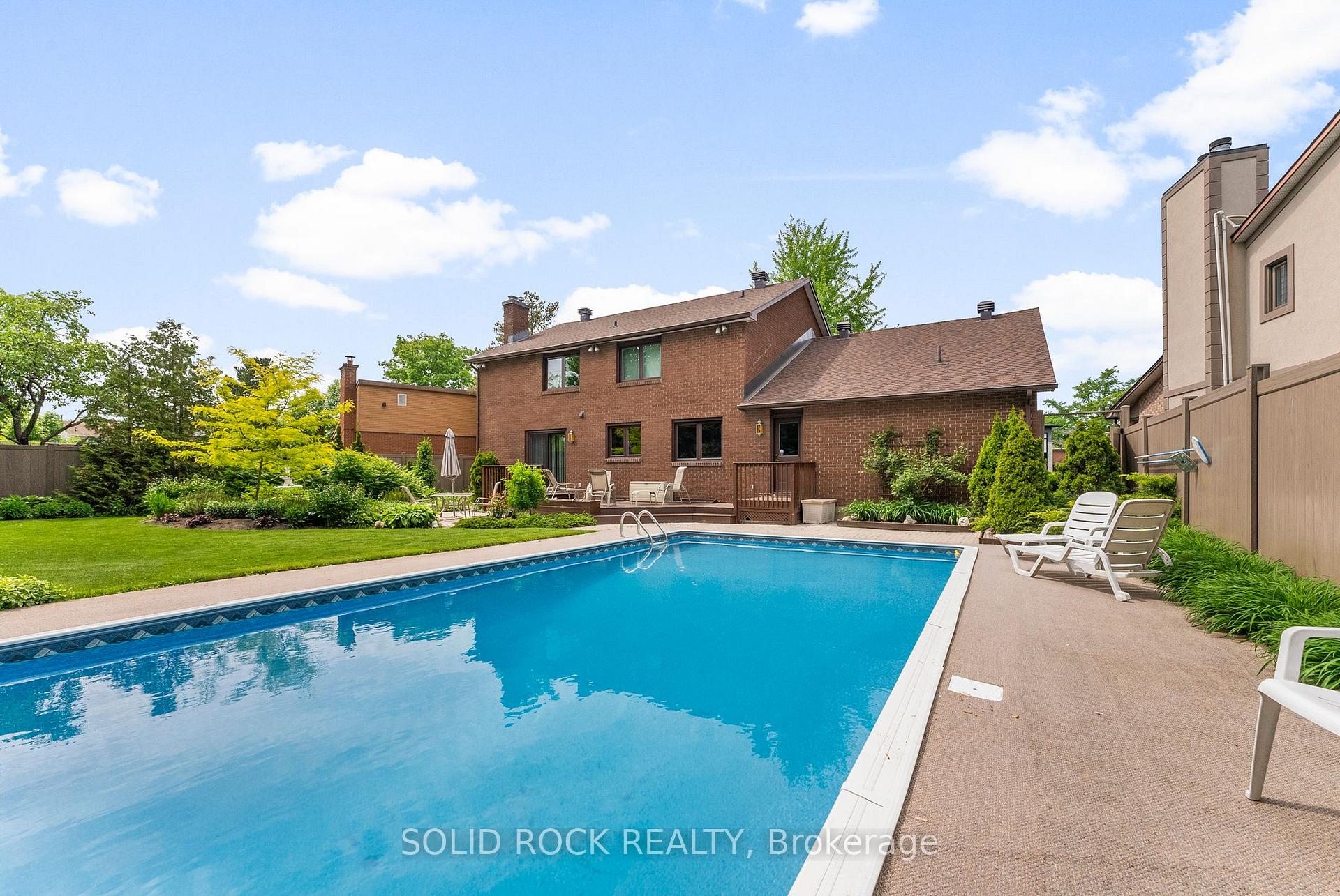 Photo 42 of 18 Royal Hunt Court, Ottawa, Hunt Club — HOMEH
