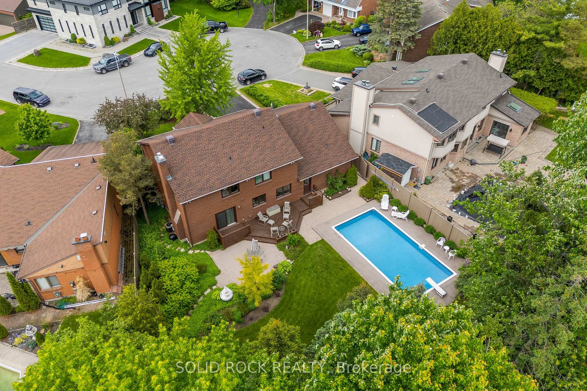 Photo 48 of 18 Royal Hunt Court, Ottawa, Hunt Club — HOMEH