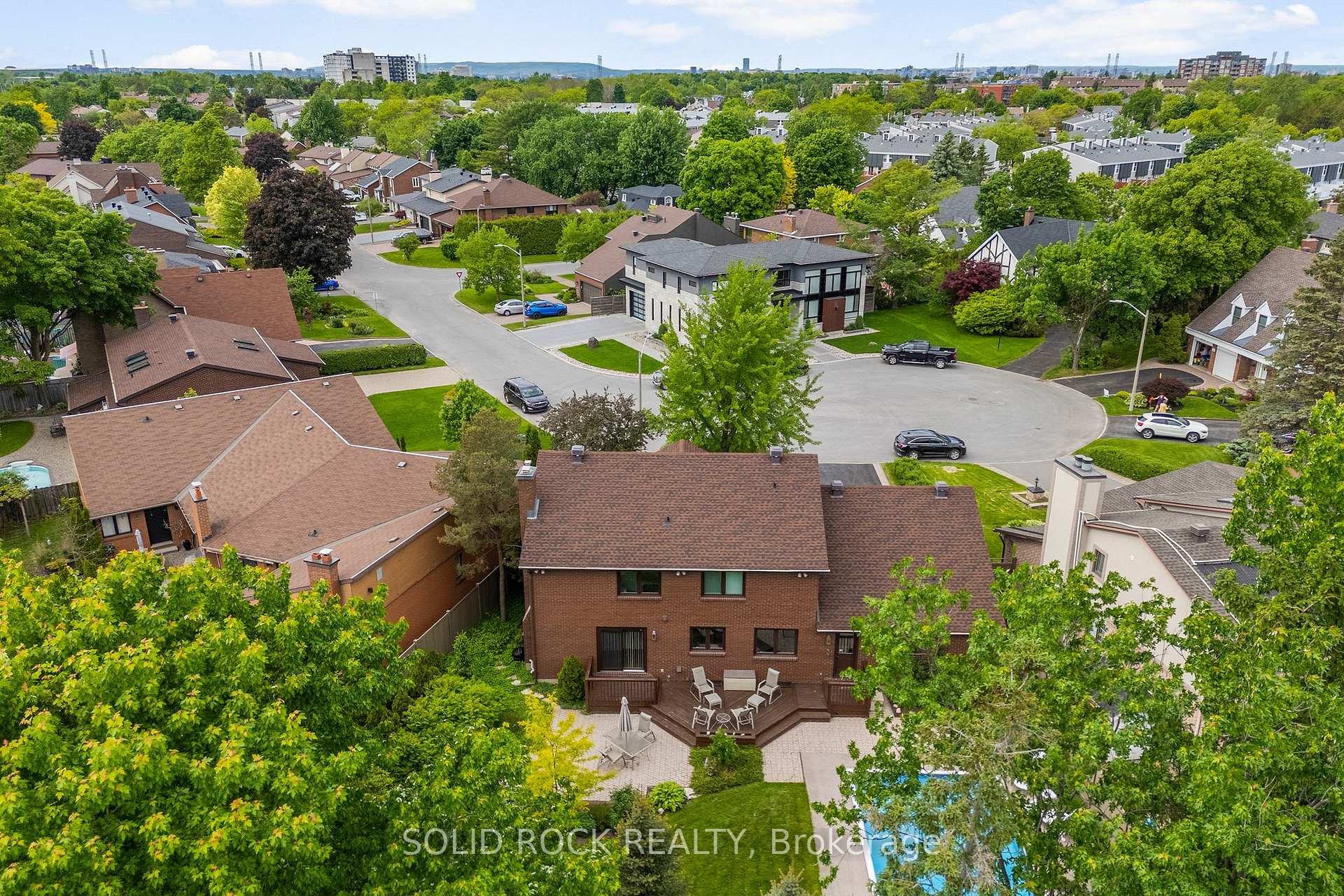 Photo 49 of 18 Royal Hunt Court, Ottawa, Hunt Club — HOMEH