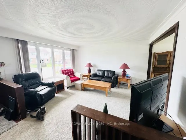 Photo 14 of 12 Winnipeg Street, Kapuskasing — HOMEH