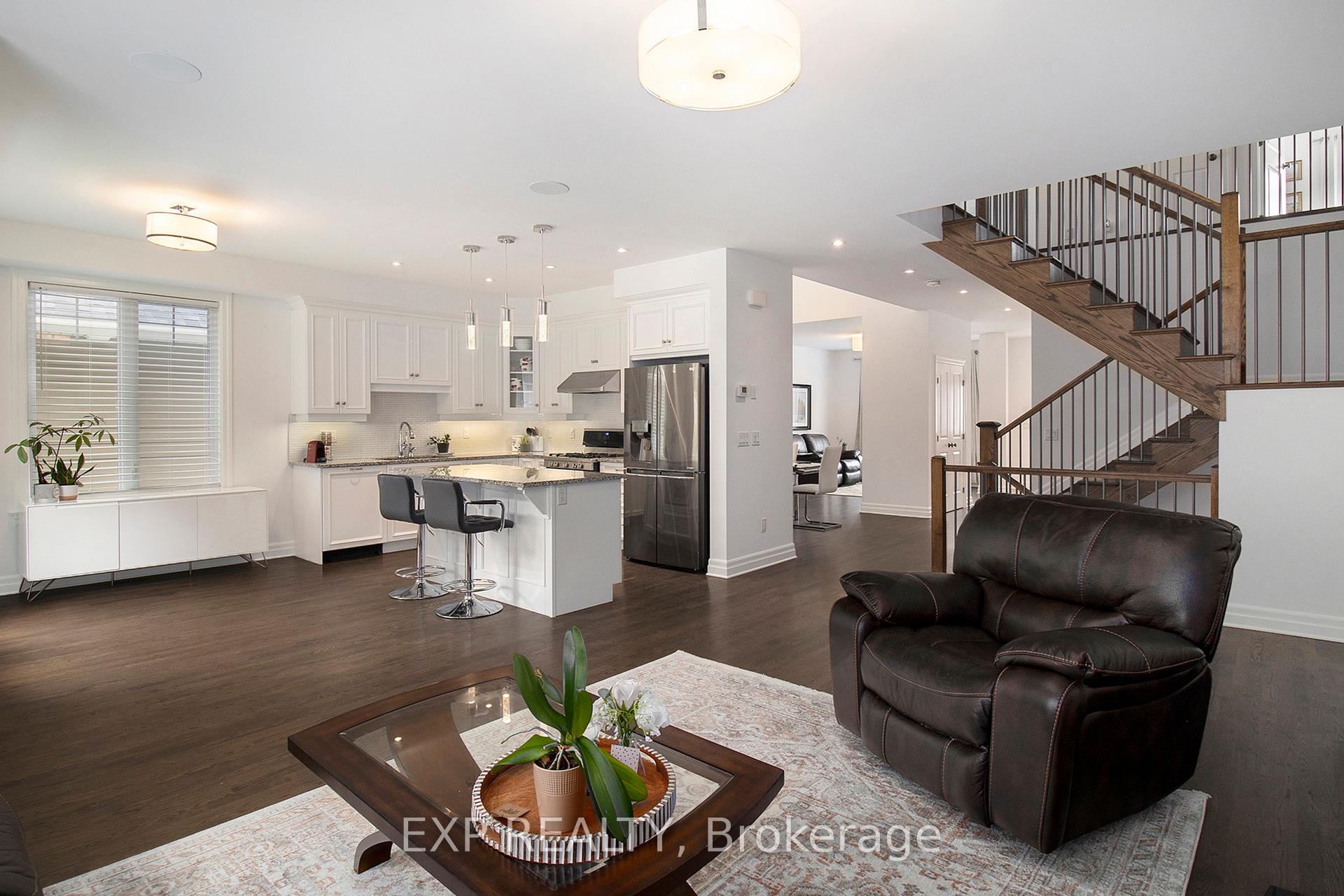Photo 8 of 179 Avro Circle, Ottawa, CFB Rockcliffe and Area — HOMEH