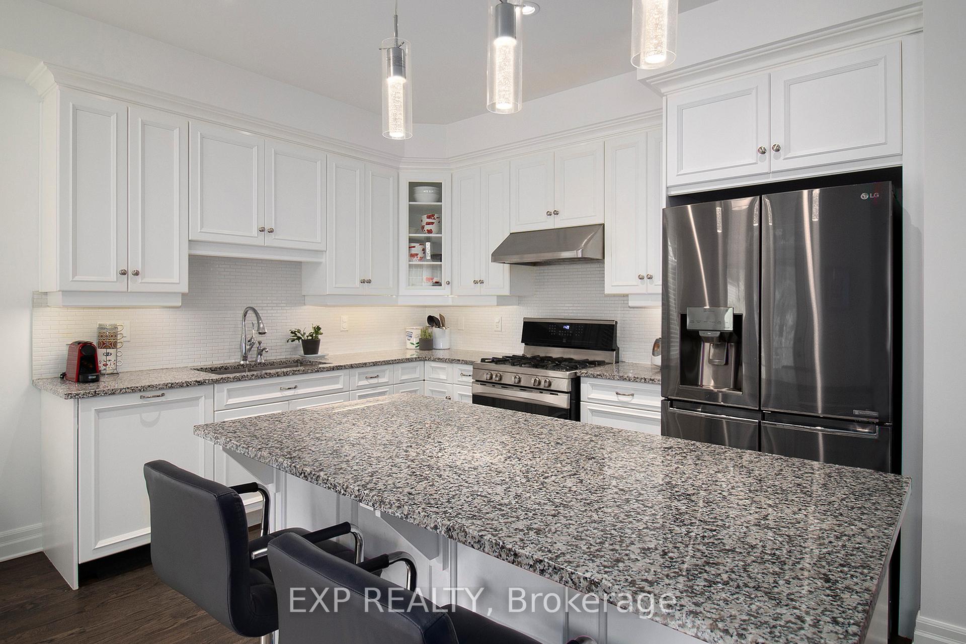 Photo 12 of 179 Avro Circle, Ottawa, CFB Rockcliffe and Area — HOMEH