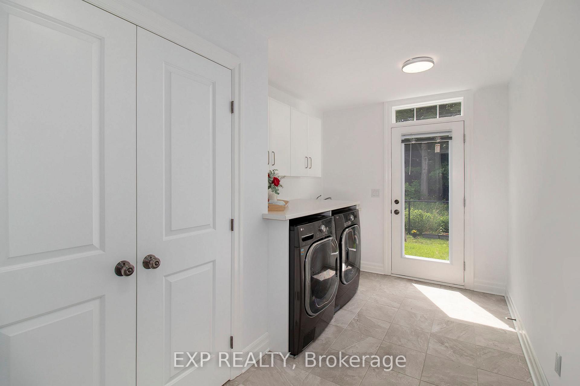 Photo 15 of 179 Avro Circle, Ottawa, CFB Rockcliffe and Area — HOMEH