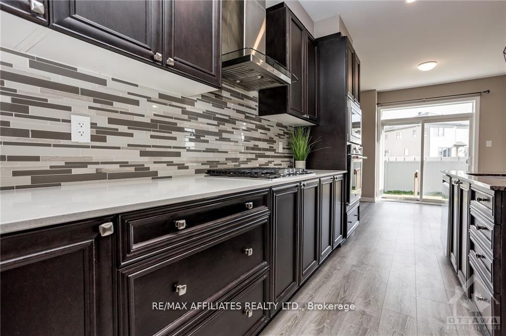 Photo 13 of 226 Cranesbill Road, Ottawa, Kanata - Emerald Meadows/Trailwest — HOMEH