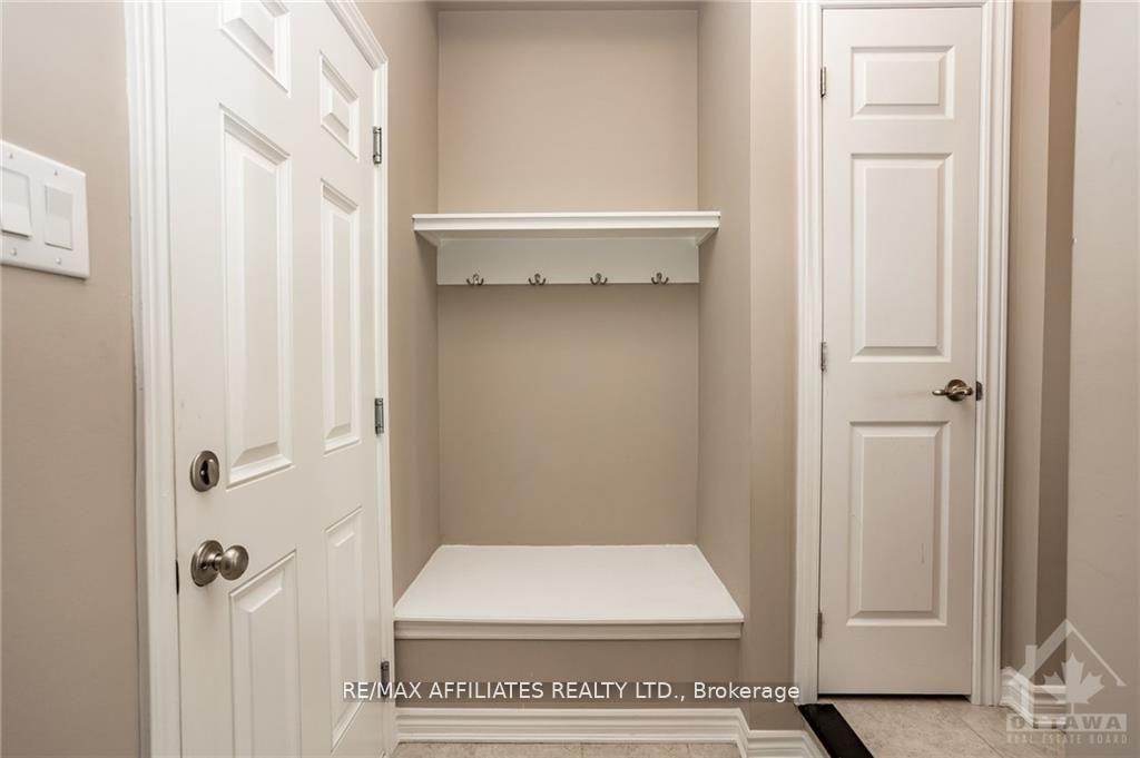 Photo 15 of 226 Cranesbill Road, Ottawa, Kanata - Emerald Meadows/Trailwest — HOMEH
