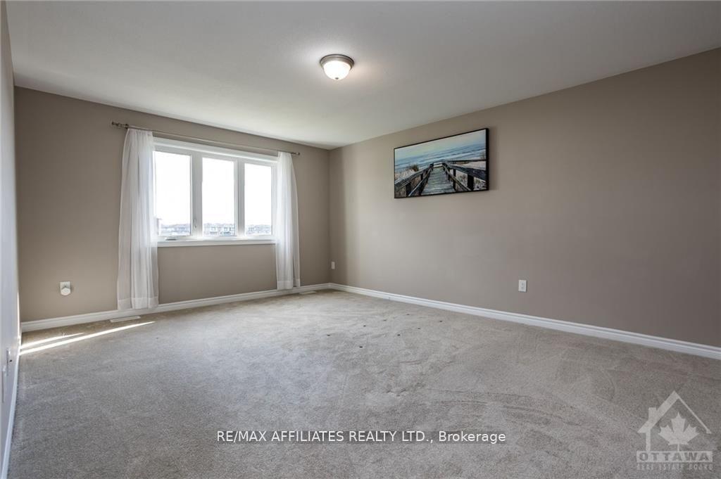 Photo 17 of 226 Cranesbill Road, Ottawa, Kanata - Emerald Meadows/Trailwest — HOMEH