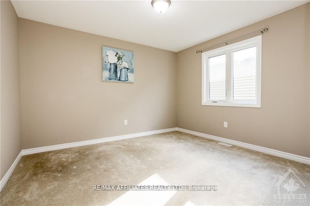 Photo 20 of 226 Cranesbill Road, Ottawa, Kanata - Emerald Meadows/Trailwest — HOMEH
