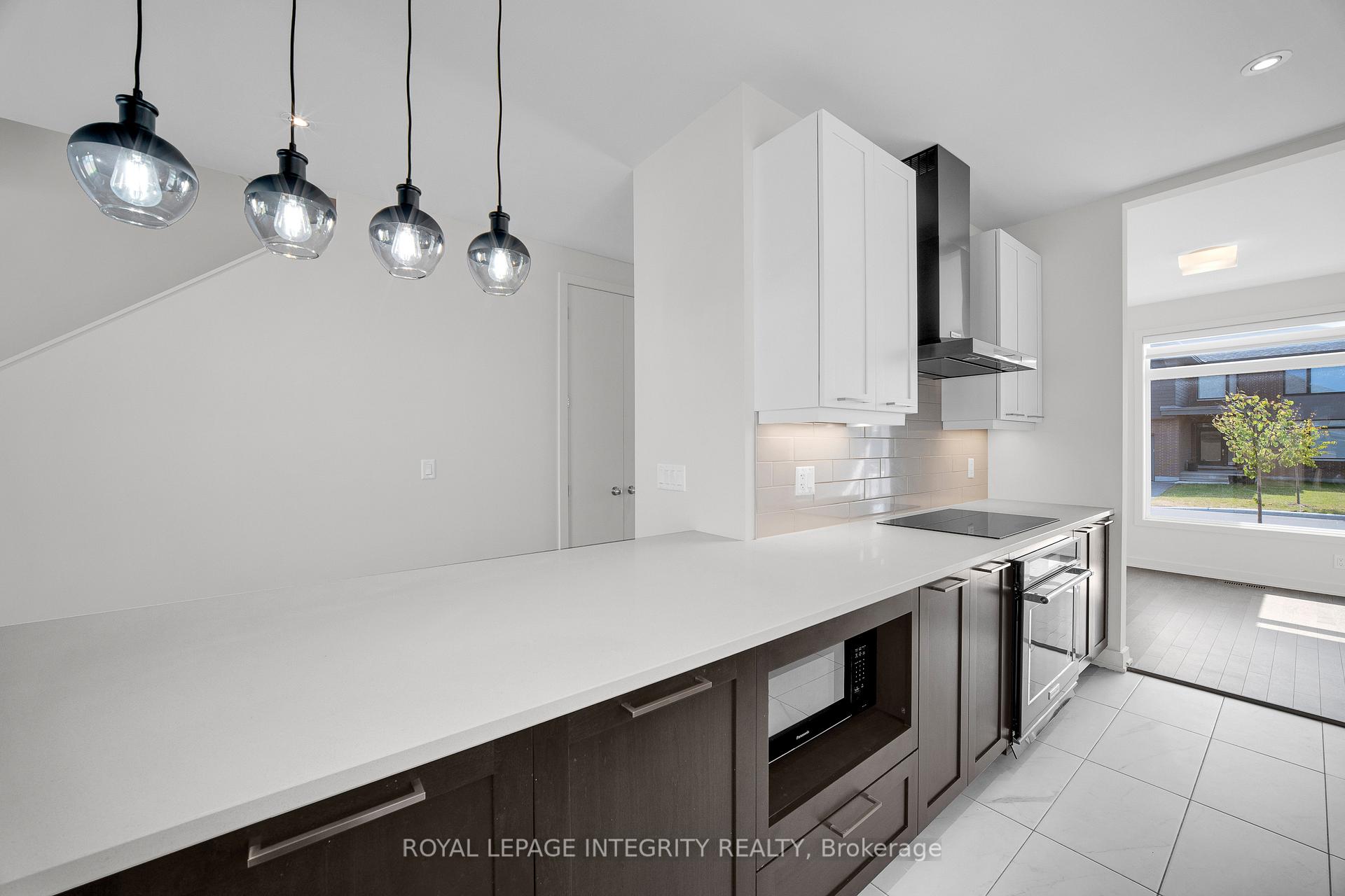 Photo 13 of 925 Islington Way, Ottawa, Leitrim — HOMEH
