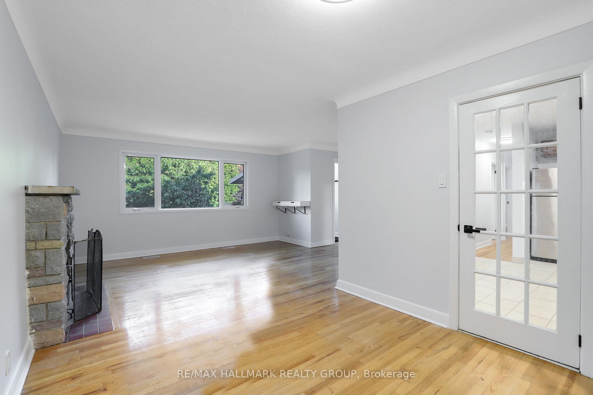 Photo 9 of Unit 1, 874 Rex Avenue, Ottawa, McKellar Heights — HOMEH
