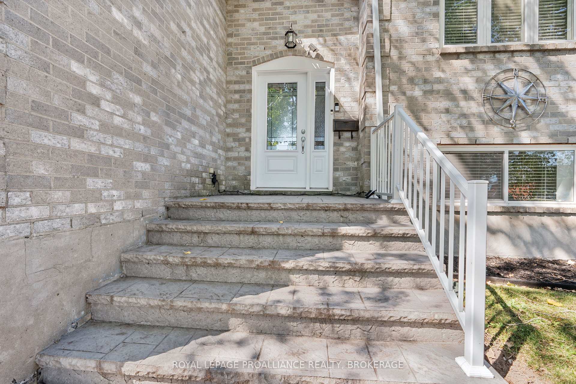Photo 3 of 50 Davey Crescent, Loyalist, Amherstview — HOMEH