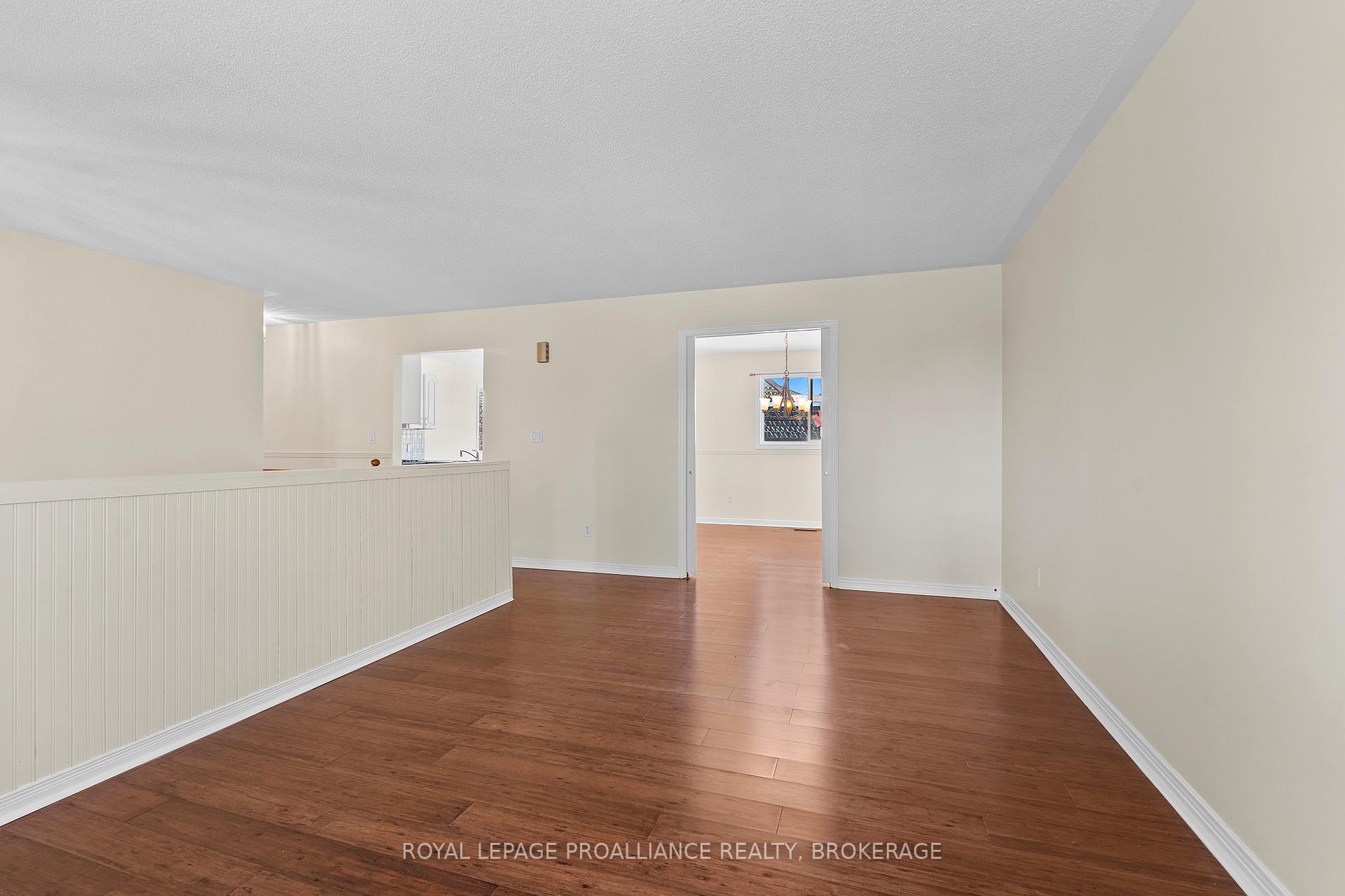 Photo 13 of 50 Davey Crescent, Loyalist, Amherstview — HOMEH