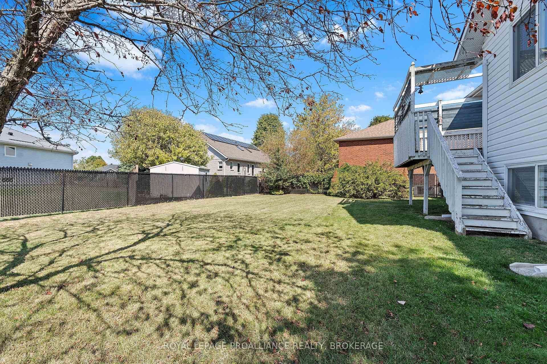 Photo 35 of 50 Davey Crescent, Loyalist, Amherstview — HOMEH