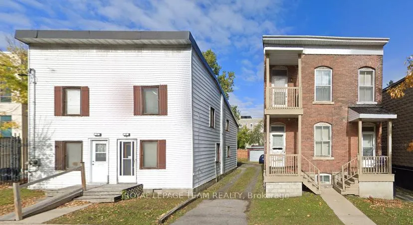 Front of 23 St Andrew Street