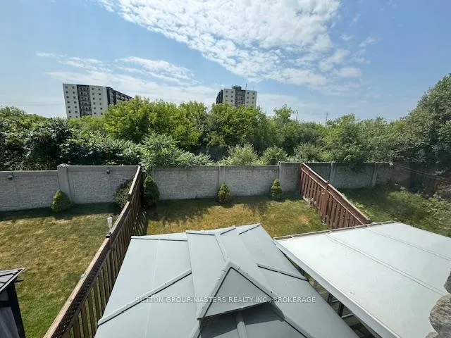 Photo 33 of 112 Briceland Street, Kingston, Rideau — HOMEH