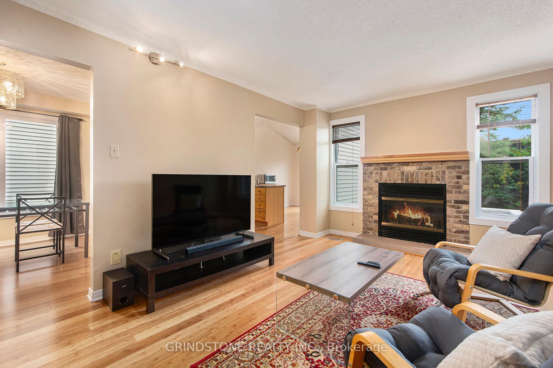 Photo 5 of 79 Acklam Terrace, Ottawa, Kanata - Morgan's Grant/South March — HOMEH