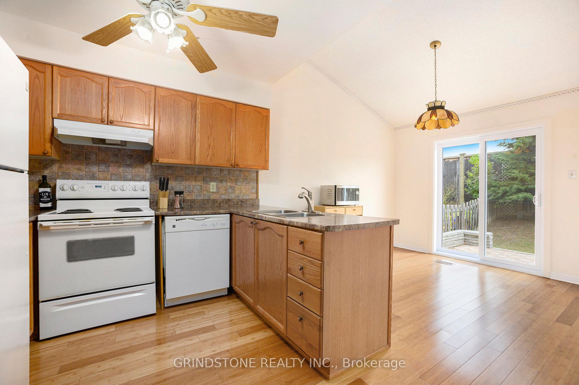 Photo 7 of 79 Acklam Terrace, Ottawa, Kanata - Morgan's Grant/South March — HOMEH