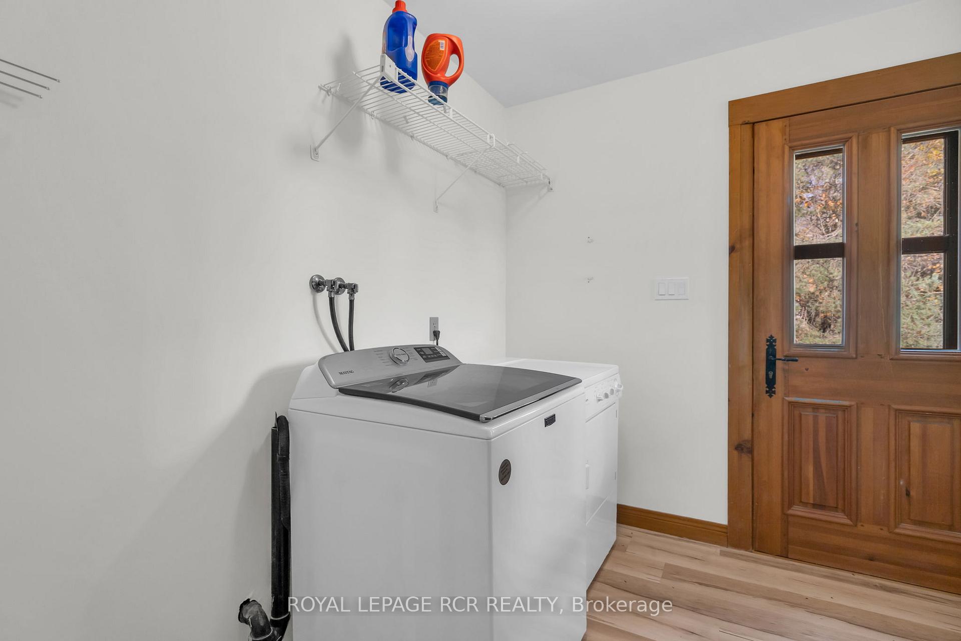 Photo 24 of 300 Old Bathurst Street, King, Rural King — HOMEH