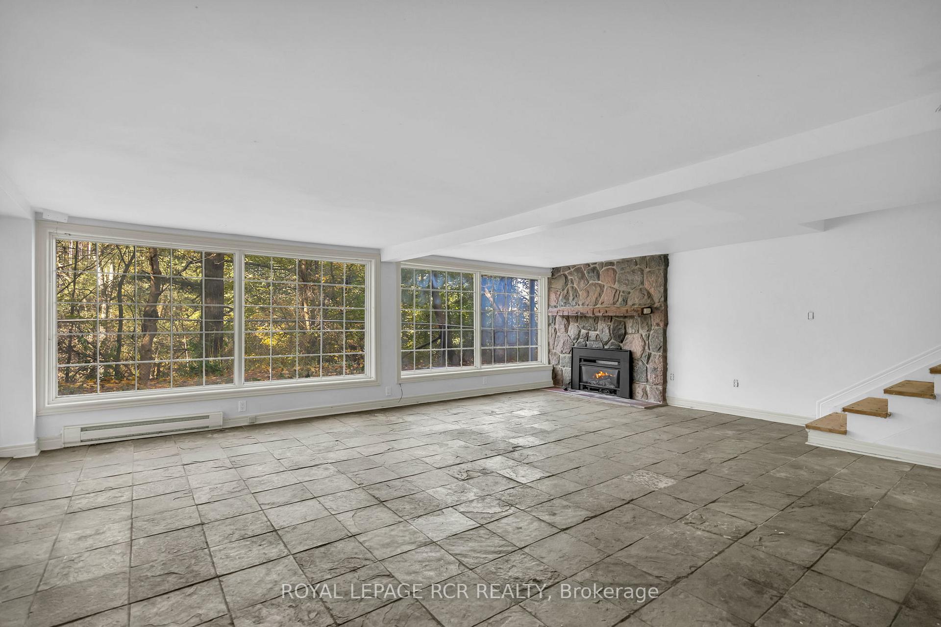 Photo 31 of 300 Old Bathurst Street, King, Rural King — HOMEH