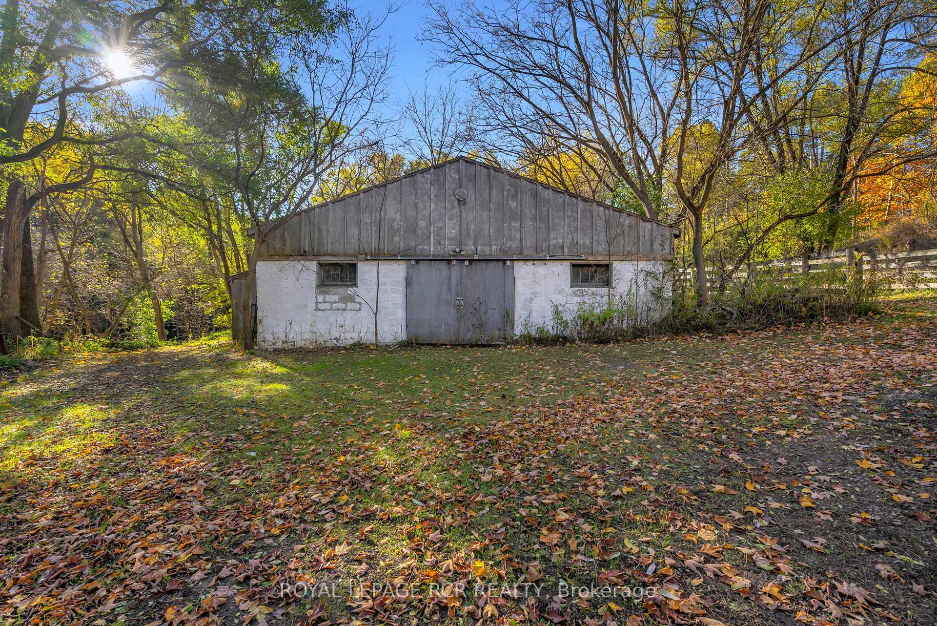 Photo 46 of 300 Old Bathurst Street, King, Rural King — HOMEH