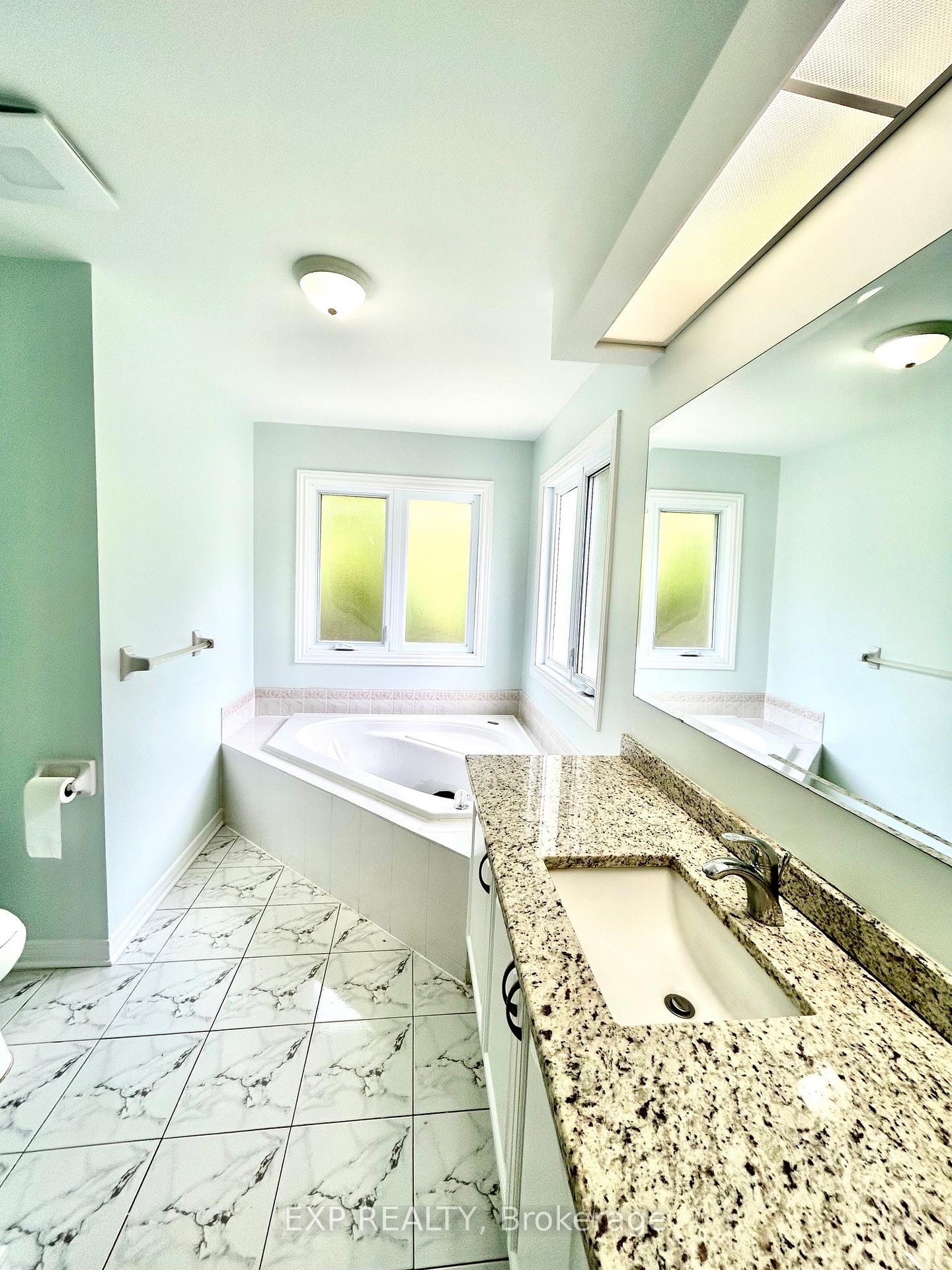 Photo 31 of 135 Picasso Drive, Ottawa, Hunt Club Park — HOMEH
