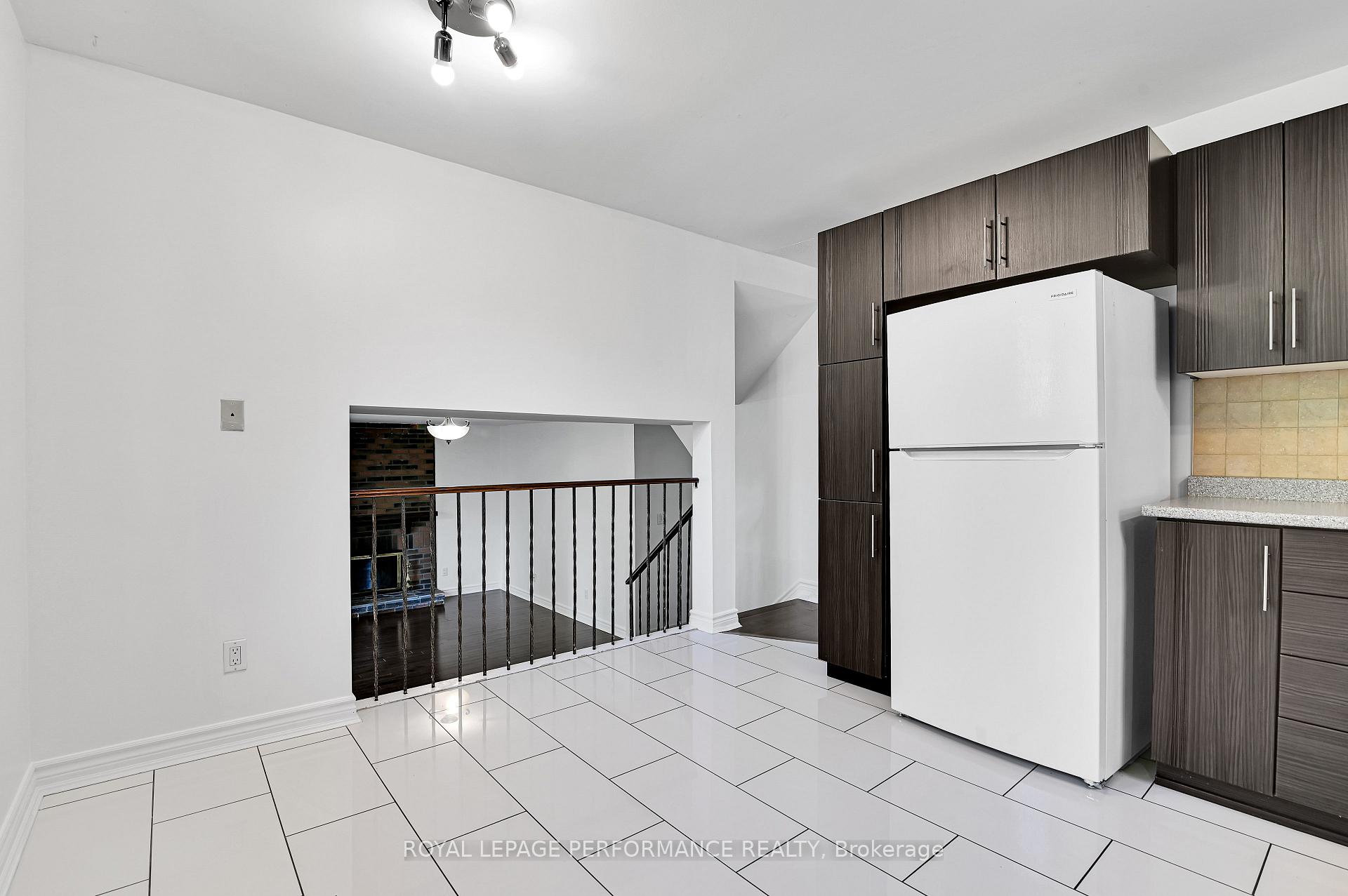 Photo 11 of 1280 Plante Drive, Ottawa, Hunt Club/Western Community — HOMEH