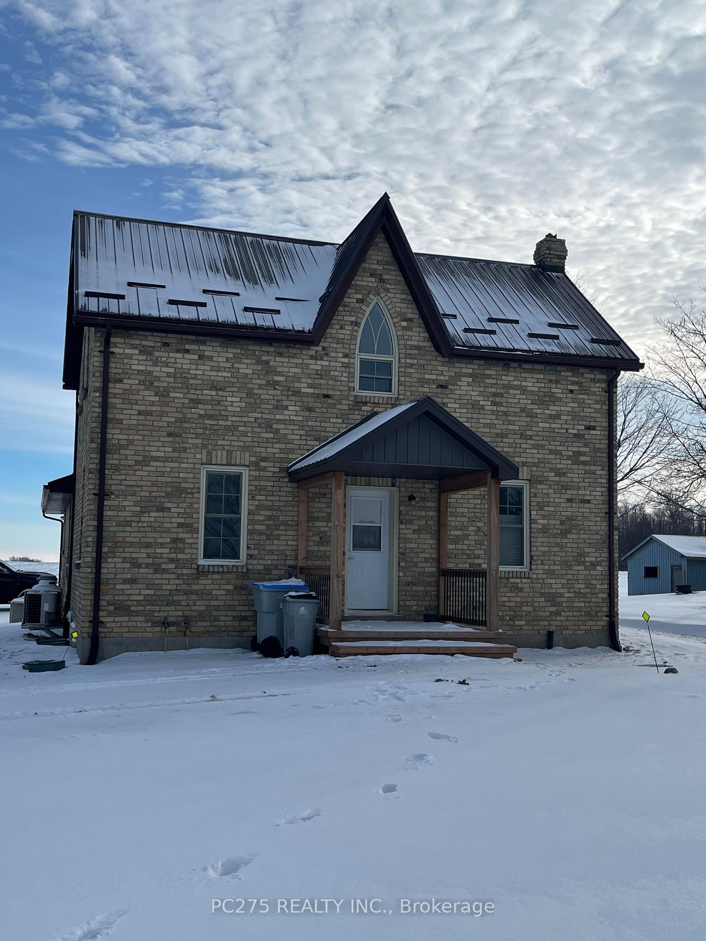 Front of Unit A, 8430 Gordon Road