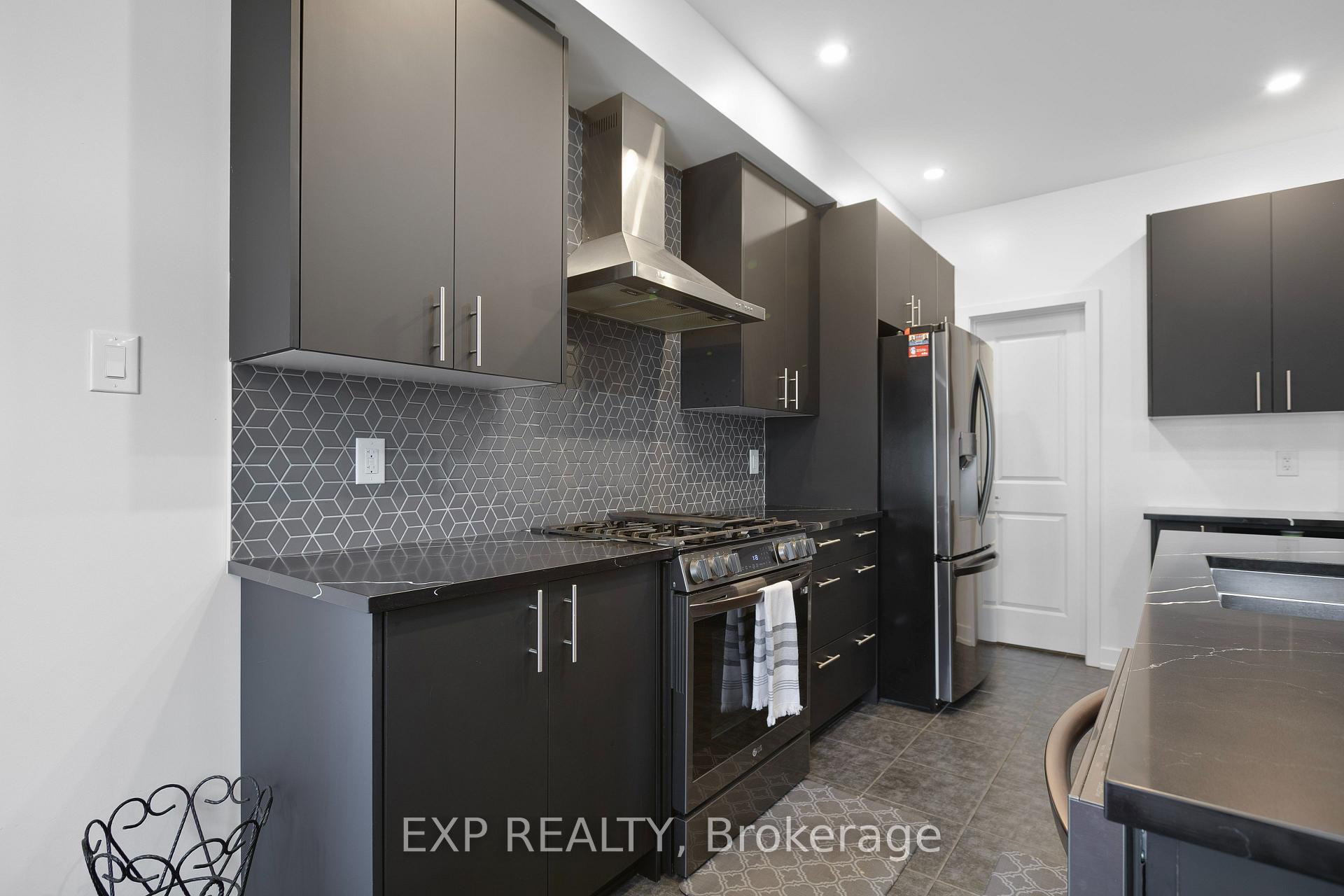 Photo 16 of 3301 Findlay Creek Drive, Ottawa, Leitrim — HOMEH