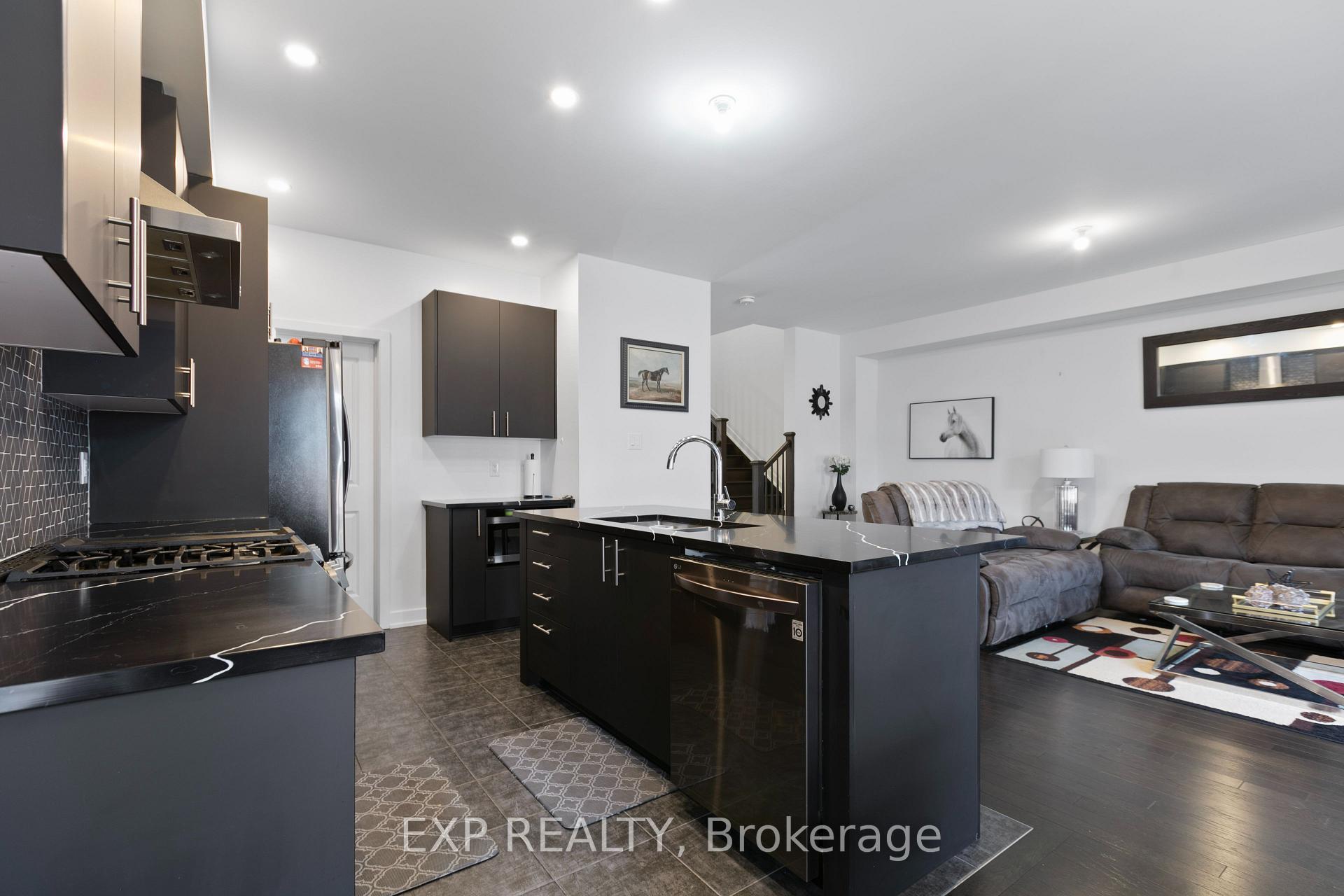 Photo 17 of 3301 Findlay Creek Drive, Ottawa, Leitrim — HOMEH