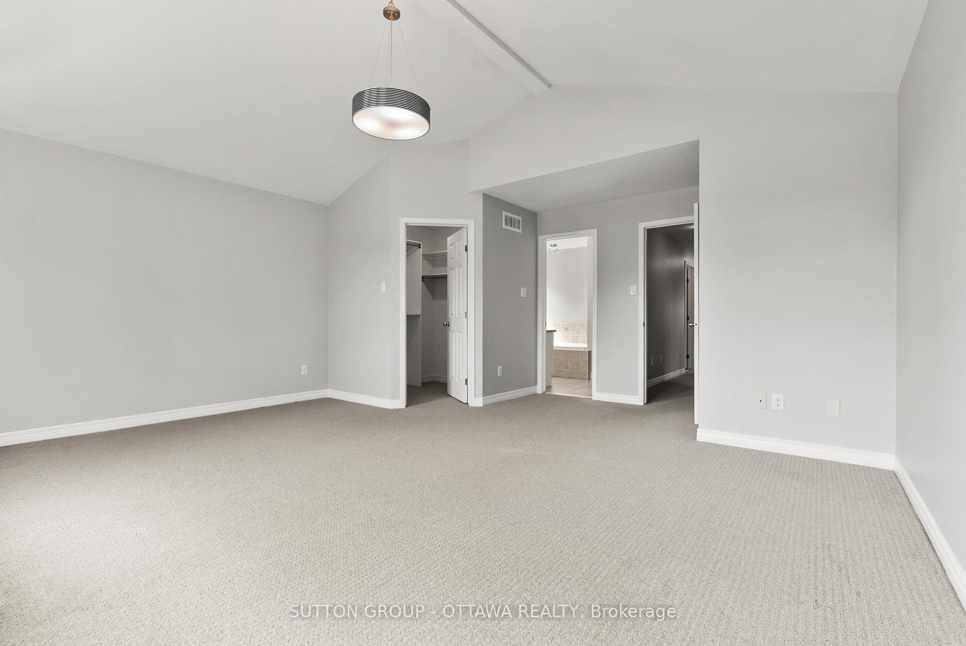 Photo 17 of 236 Colbert Crescent, Ottawa, Ridgemont — HOMEH