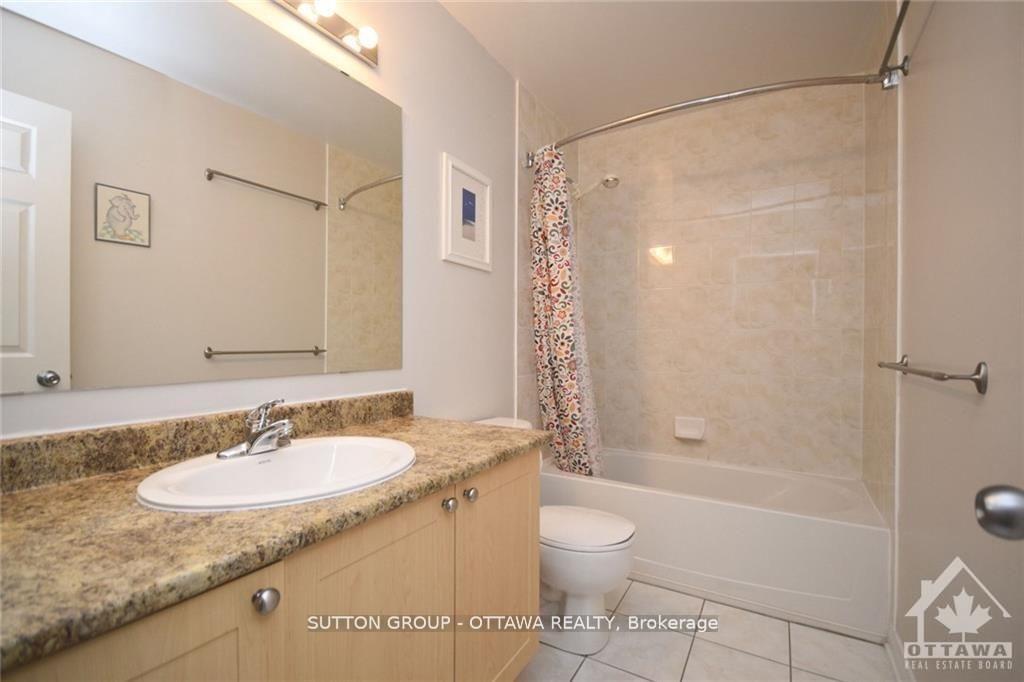 Photo 23 of 236 Colbert Crescent, Ottawa, Ridgemont — HOMEH