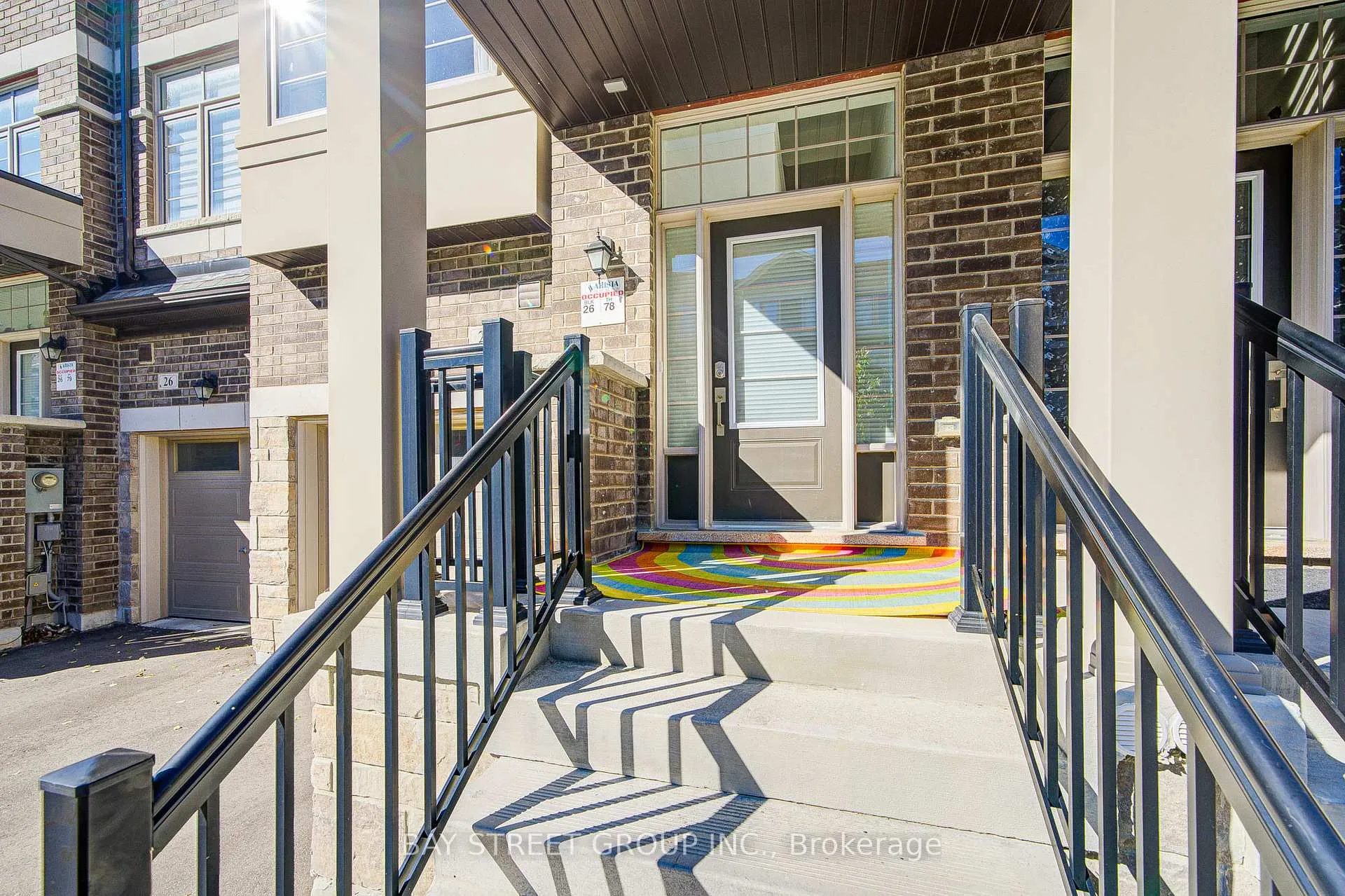 Photo 2 of 28 Sissons Way, Markham, Cedar Grove — HOMEH