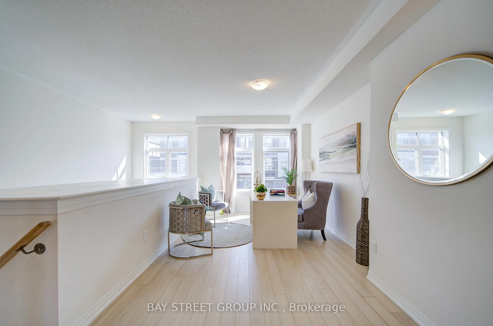 Photo 7 of 28 Sissons Way, Markham, Cedar Grove — HOMEH