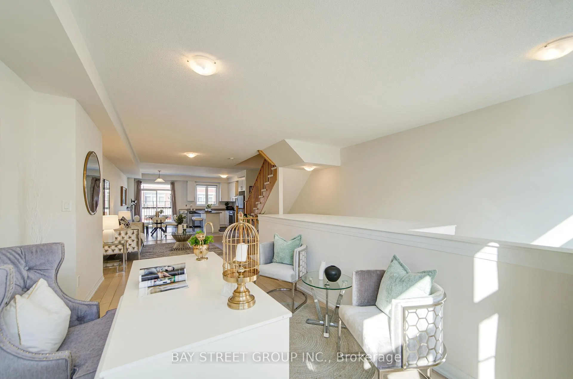 Photo 10 of 28 Sissons Way, Markham, Cedar Grove — HOMEH