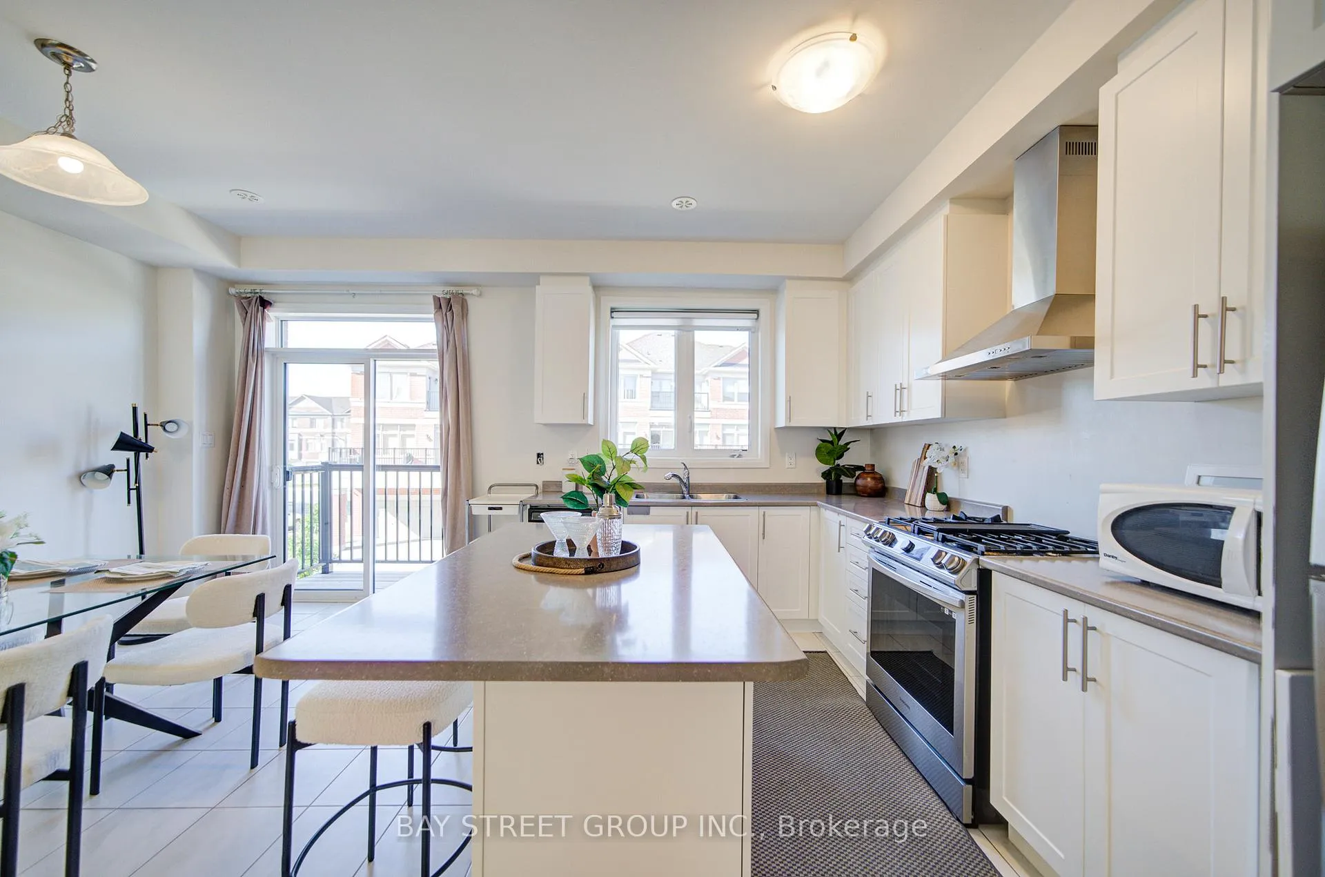Photo 17 of 28 Sissons Way, Markham, Cedar Grove — HOMEH