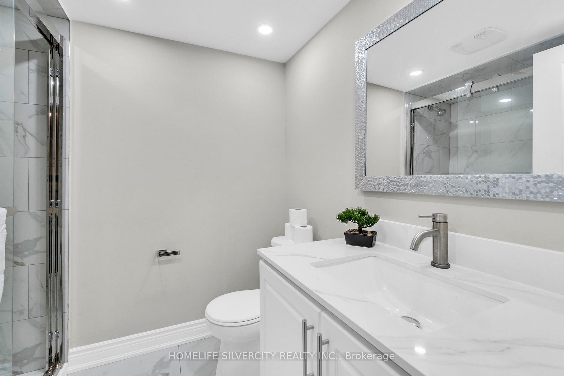 Photo 8 of 33 Sweetbriar Drive, Kitchener, Forest Hill — HOMEH