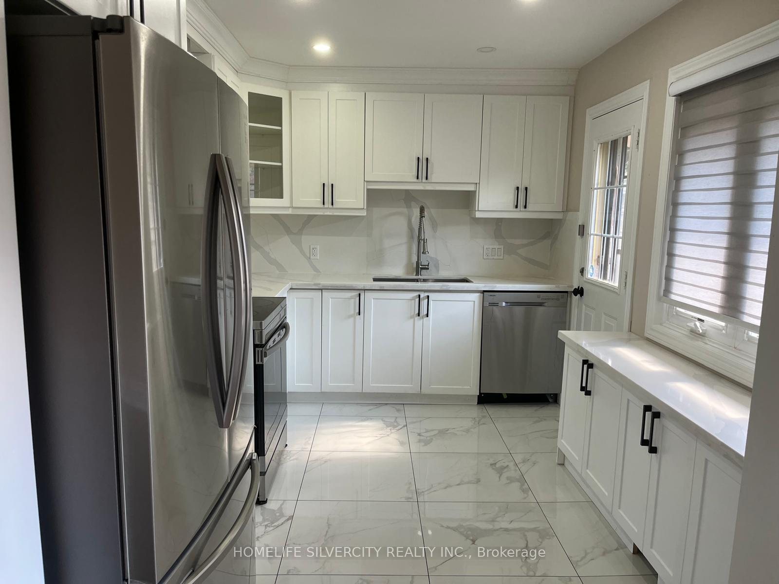 Photo 13 of 33 Sweetbriar Drive, Kitchener, Forest Hill — HOMEH