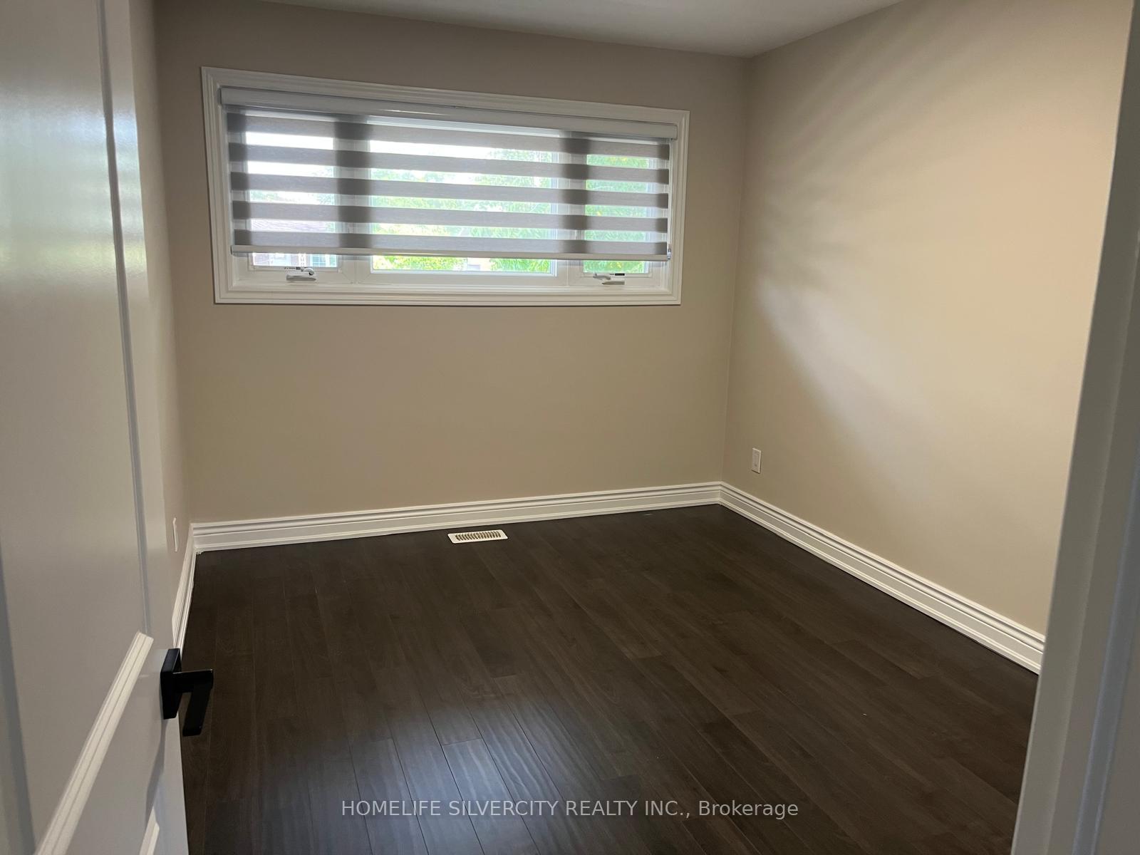 Photo 23 of 33 Sweetbriar Drive, Kitchener, Forest Hill — HOMEH