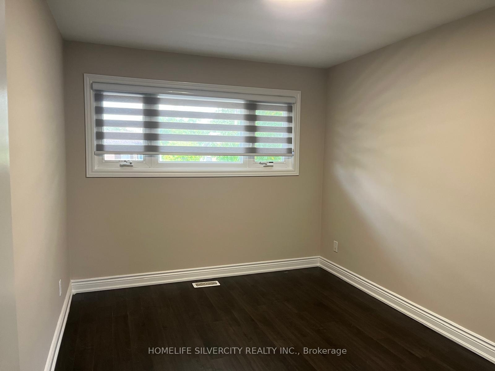 Photo 24 of 33 Sweetbriar Drive, Kitchener, Forest Hill — HOMEH