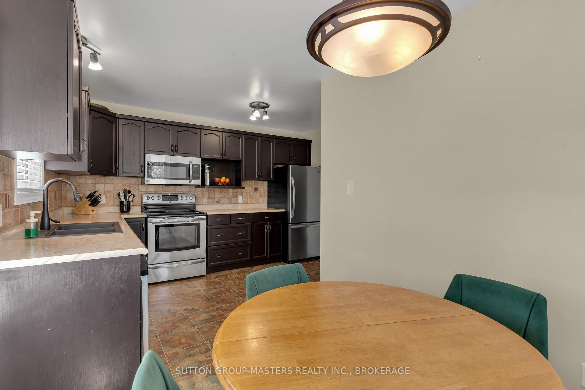 Photo 10 of 71 Davey Crescent, Loyalist, Amherstview — HOMEH