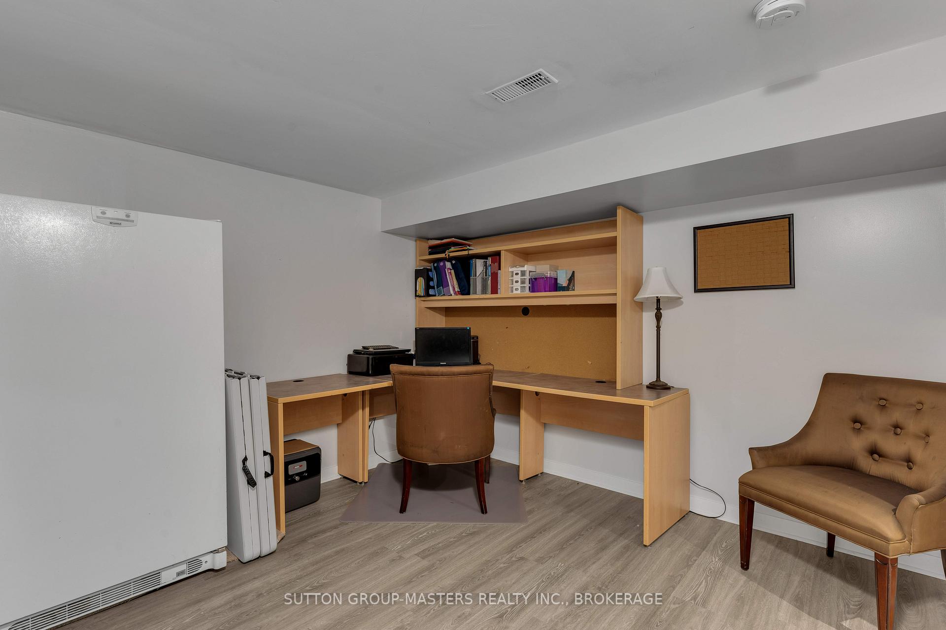 Photo 27 of 71 Davey Crescent, Loyalist, Amherstview — HOMEH