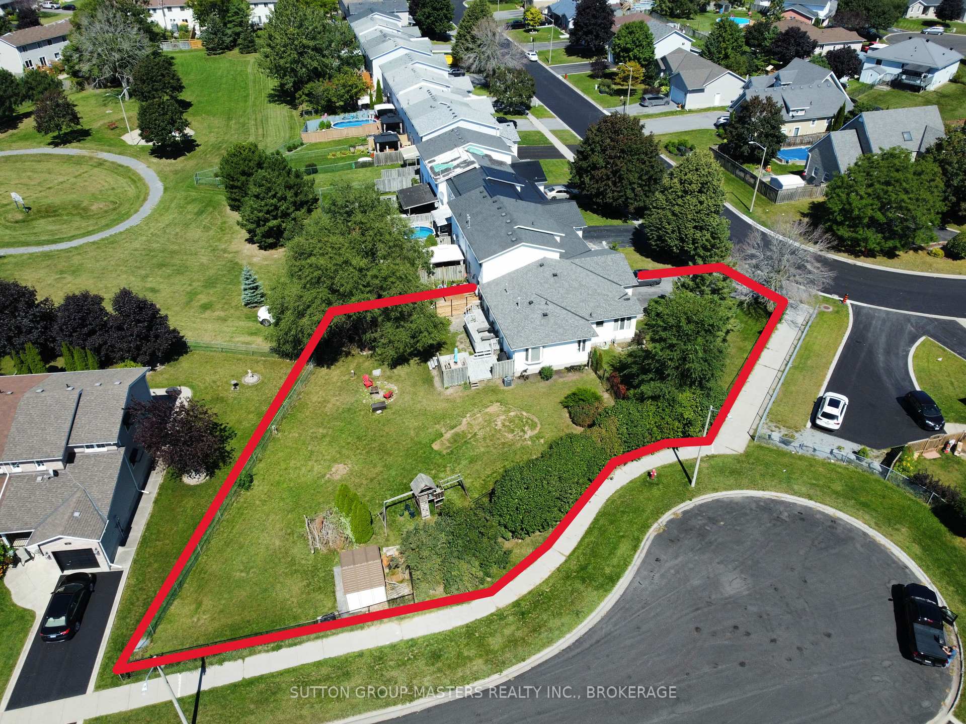 Photo 43 of 71 Davey Crescent, Loyalist, Amherstview — HOMEH