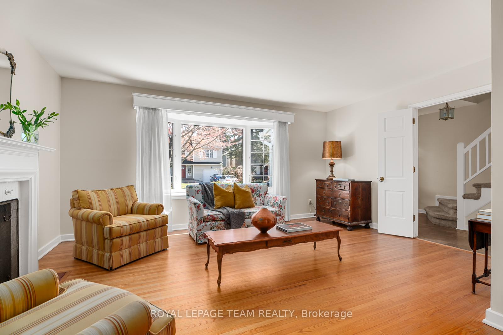 Photo 3 of 793 Dunloe Avenue, Ottawa, Manor Park — HOMEH