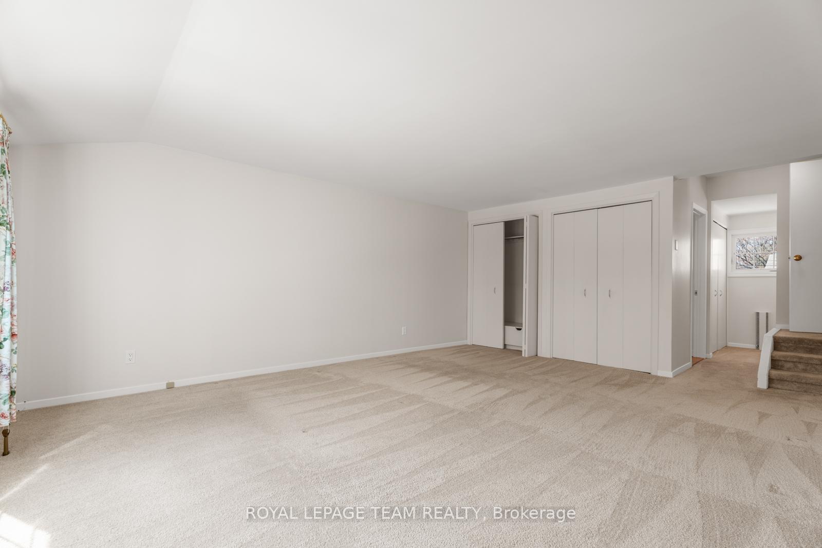 Photo 12 of 793 Dunloe Avenue, Ottawa, Manor Park — HOMEH